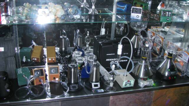 Vaporizers at Puff n Stuff